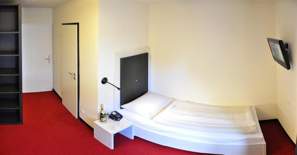 Amiga Hotel Muenchen Messe Pokoj fotografie